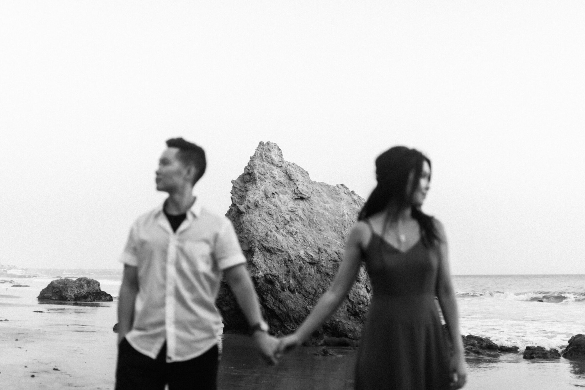 corona-del-mar-engagement-session-0801-elyana-photography