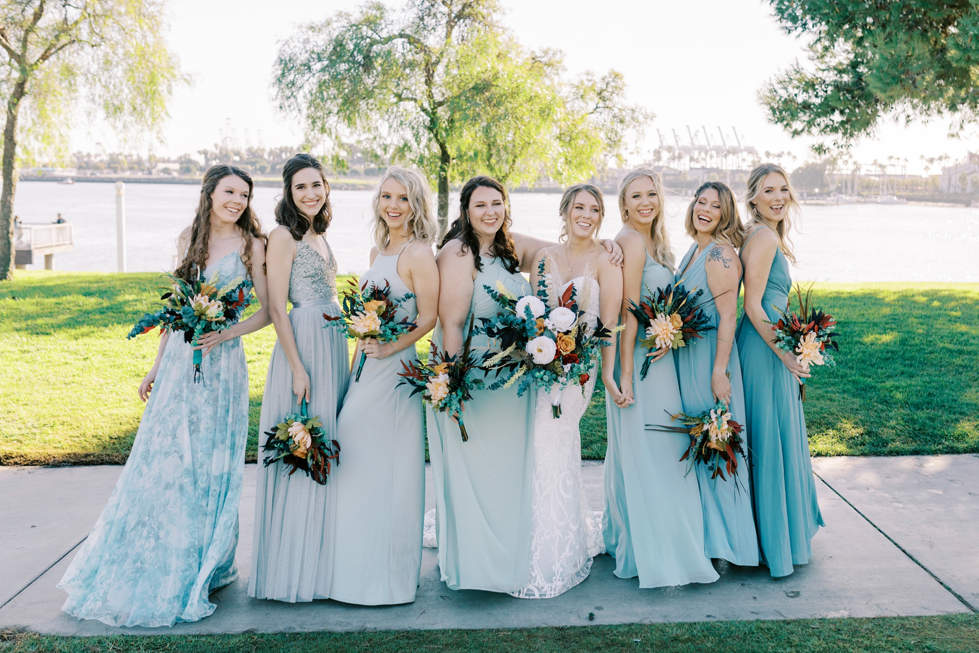 ShoreLine Aquatic Park wedding party portraits