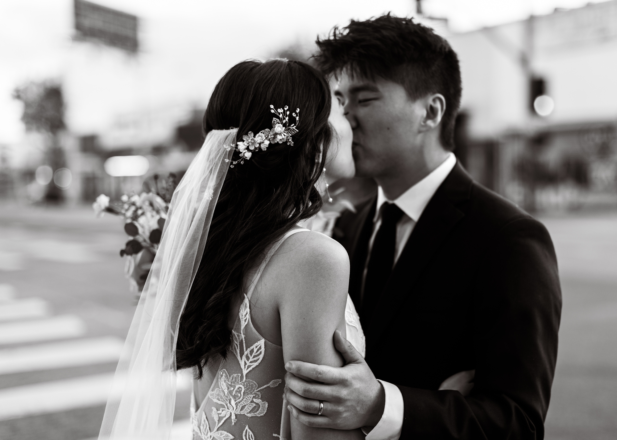 Couple Portraits Outside of the Lombardi House | Los Angeles