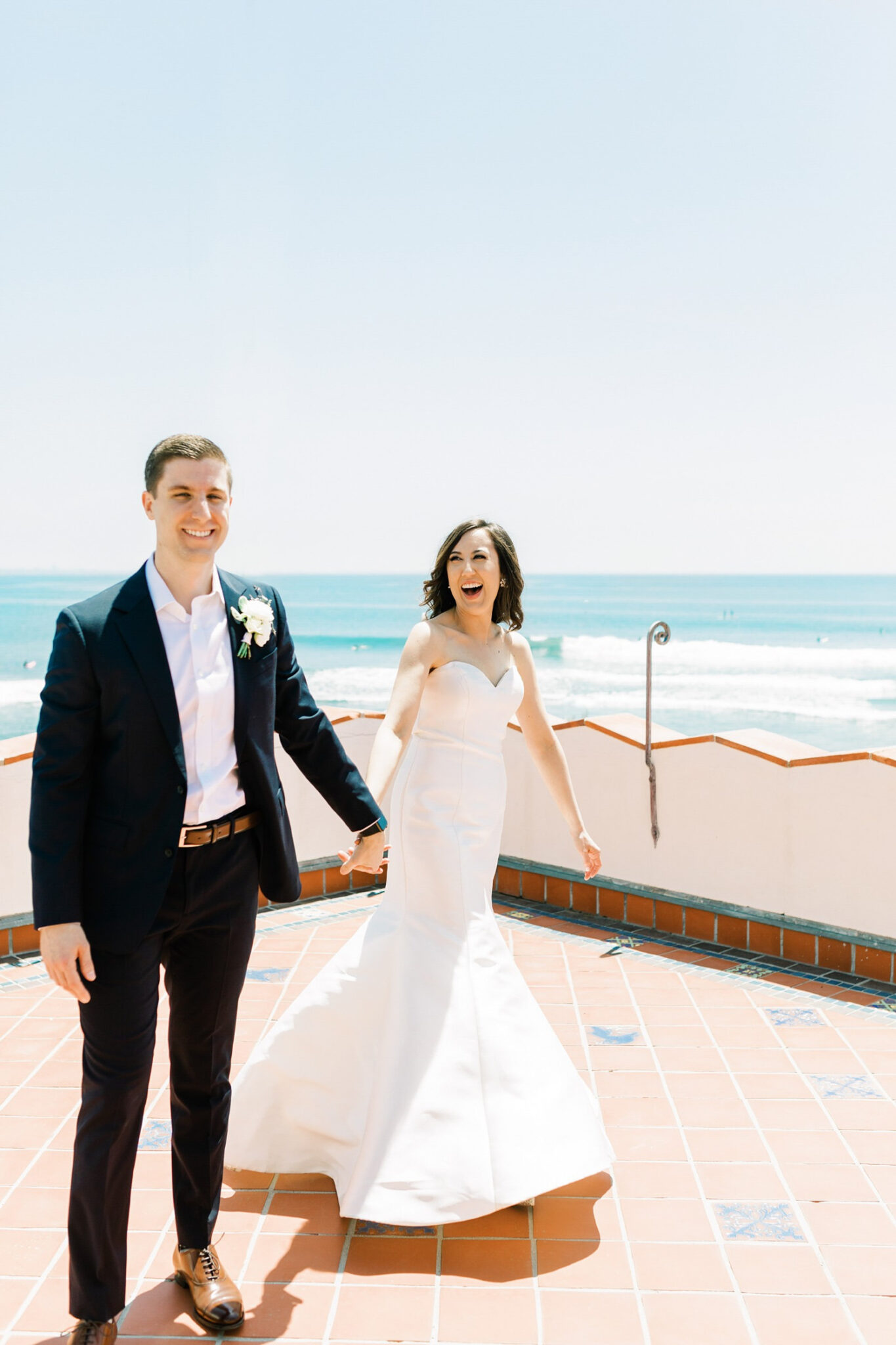 Your Guide to a Hotel Maya Long Beach Wedding | California Wedding Venue