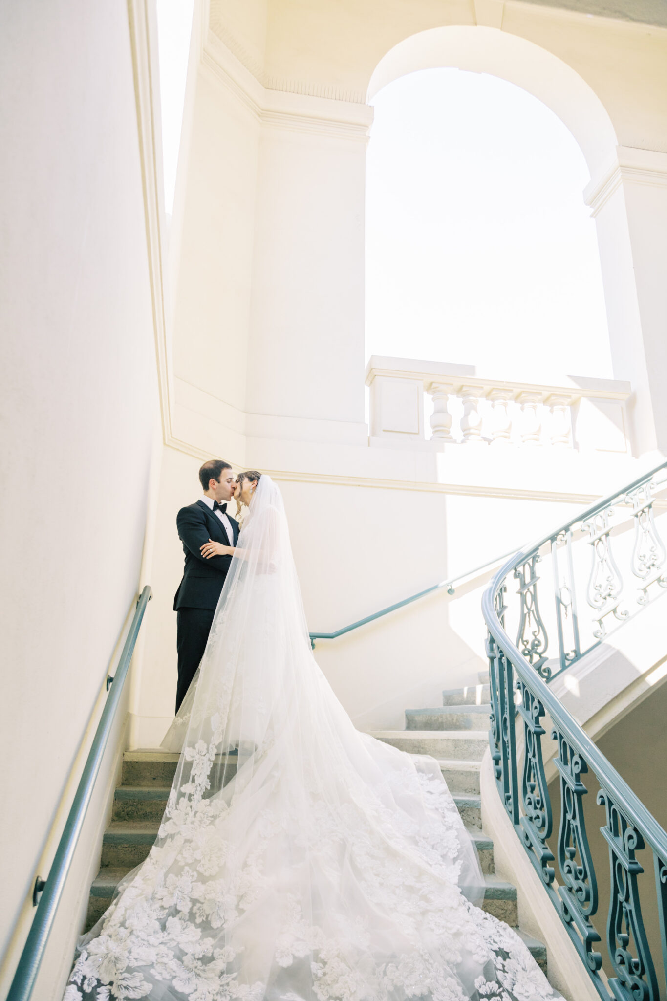 Your Guide to a Paris Elopement | Paris Elopement Photographer